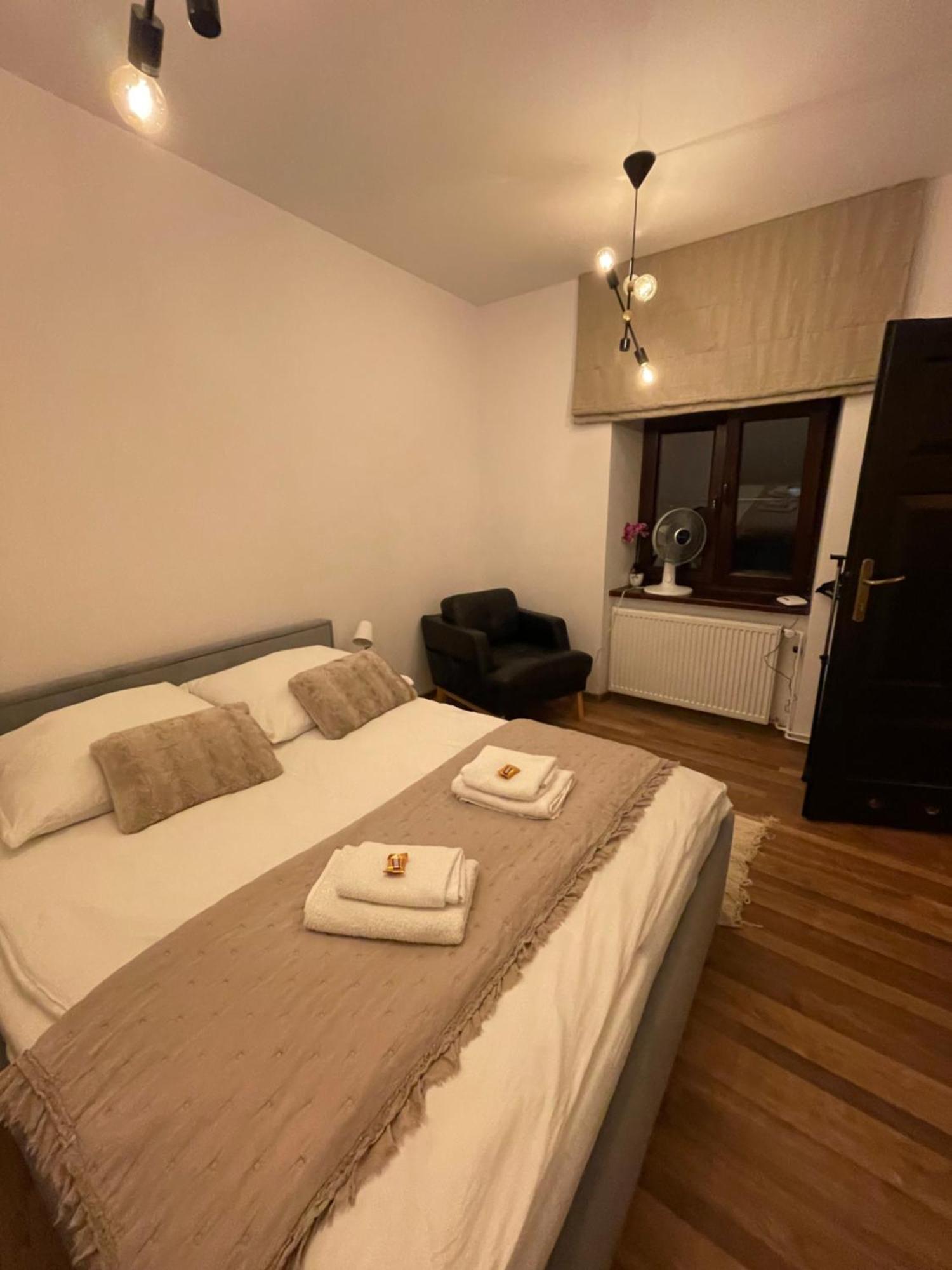 Apartamenty Luczkowskiego Z Widokiem Na Studnie 2 Хелм Экстерьер фото