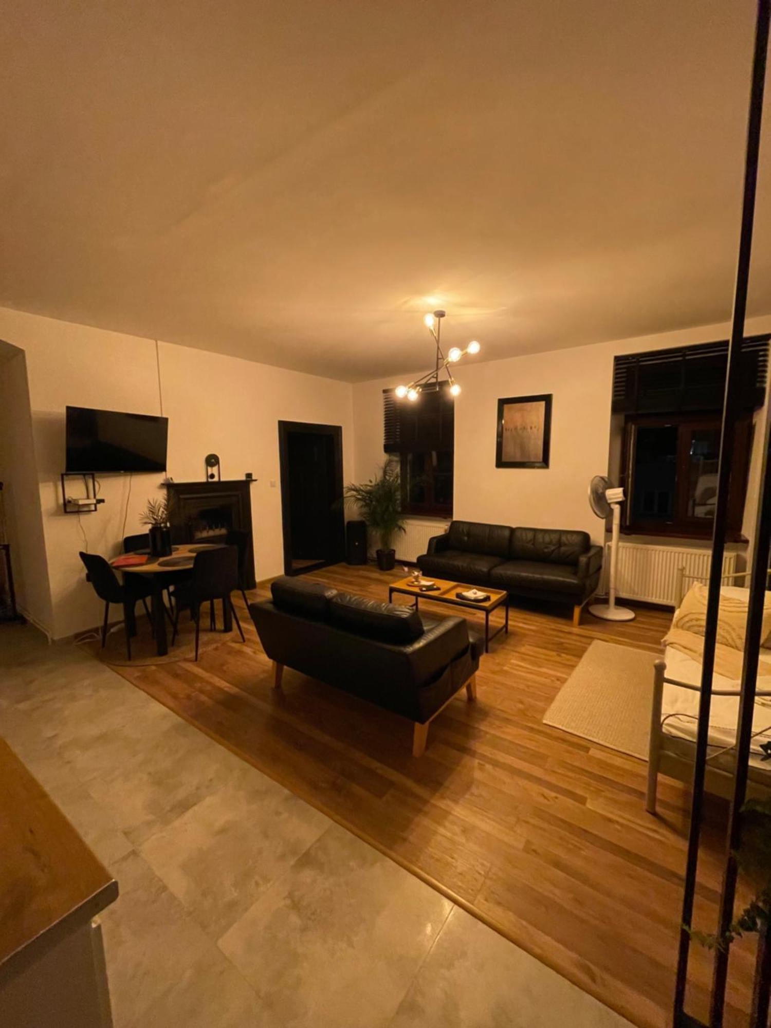 Apartamenty Luczkowskiego Z Widokiem Na Studnie 2 Хелм Экстерьер фото